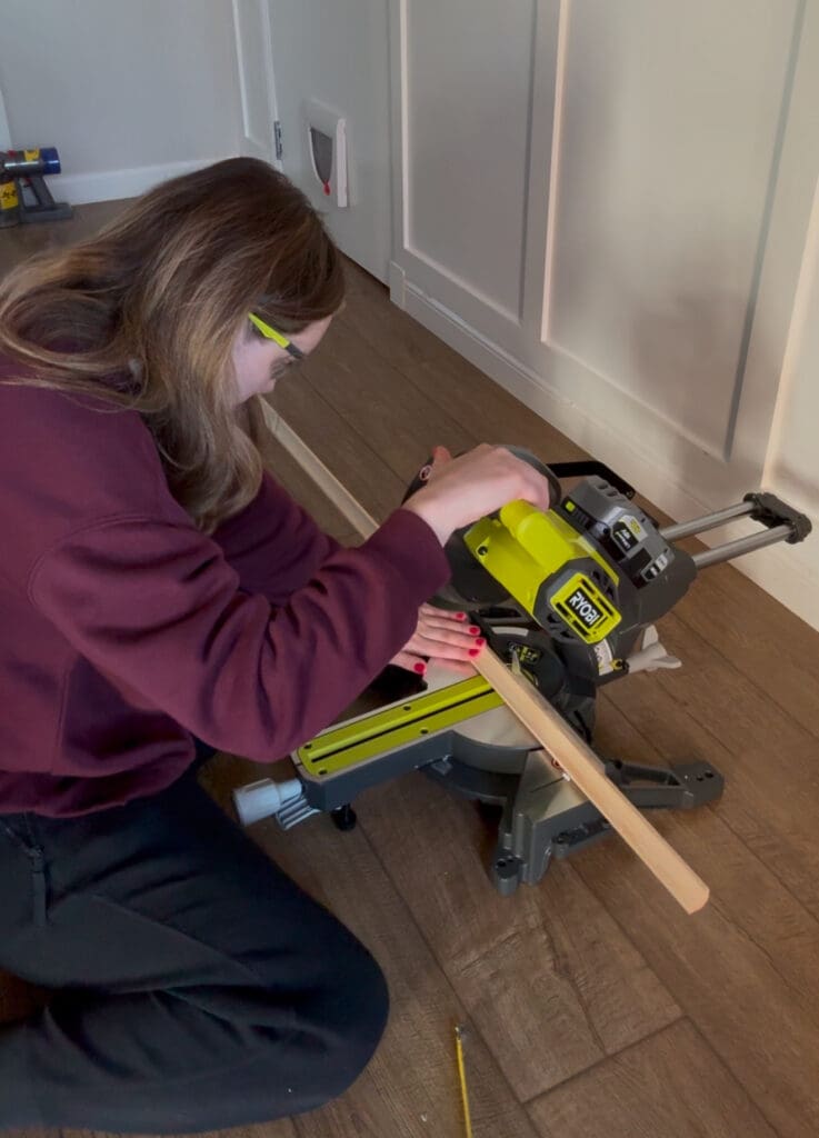 using a Ryobi mitre saw to cut coving.